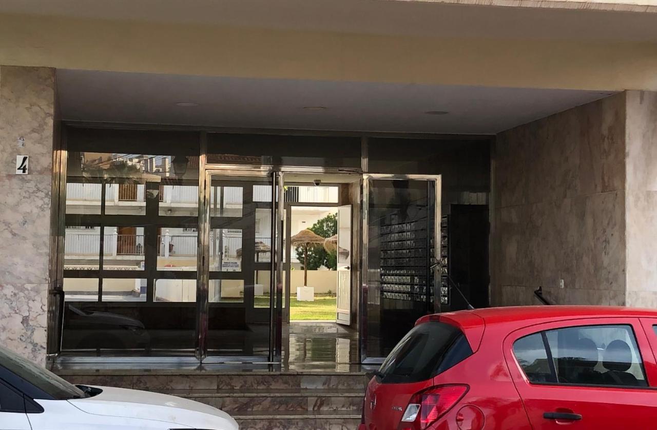 Apartamento Totalmente Reformado Con Piscina Y Jardines Al Lado De La Playa De La Carihuela Torremolinos Exteriör bild