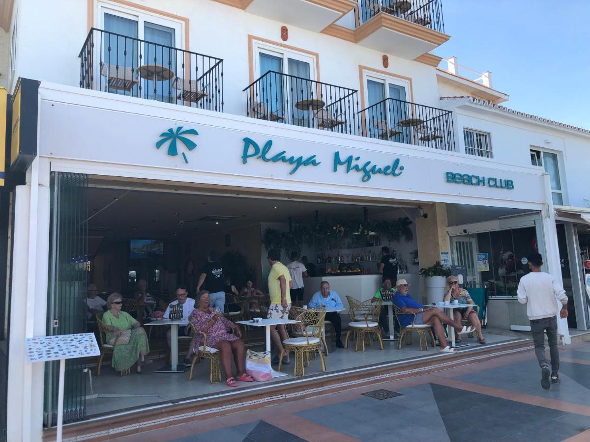 Apartamento Totalmente Reformado Con Piscina Y Jardines Al Lado De La Playa De La Carihuela Torremolinos Exteriör bild